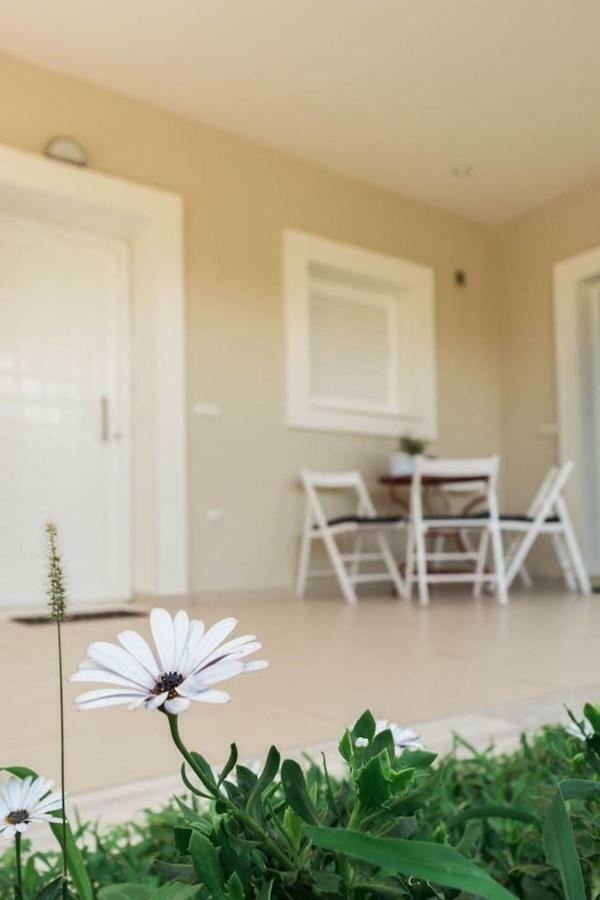Ferienwohnung Sofia Kalamata Exterior foto